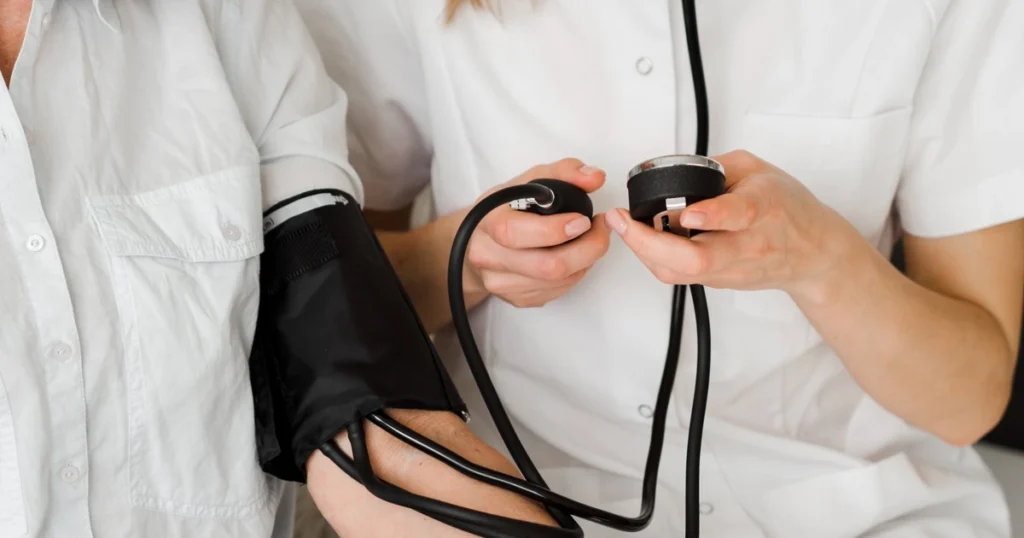 Simptomi visokog pritiska